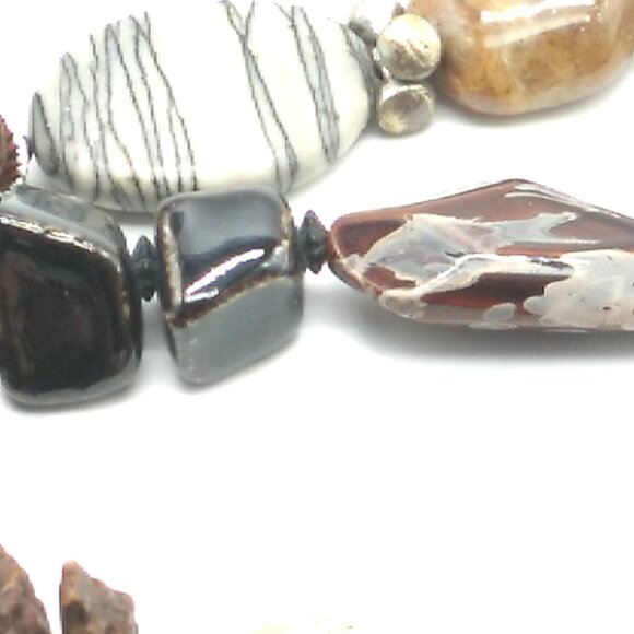 Treska Tribal Double Strand Beaded Necklace Earth Tones Signed - Picture 15 of 16